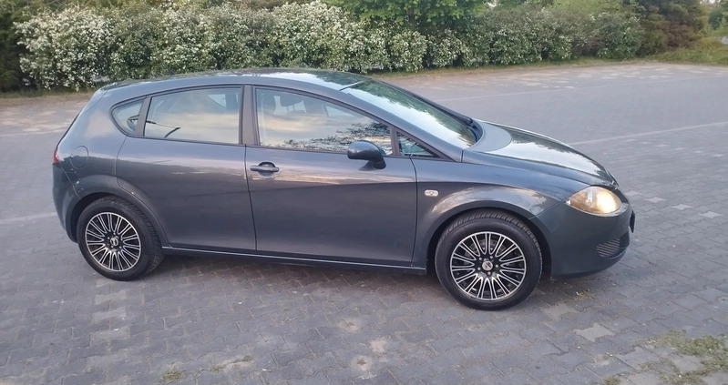 Seat Leon cena 15500 przebieg: 178000, rok produkcji 2008 z Częstochowa małe 277